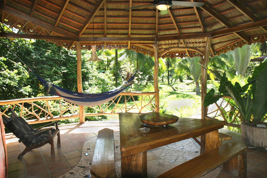 Hotel La Costa De Papito Puerto Viejo de Talamanca Zewnętrze zdjęcie