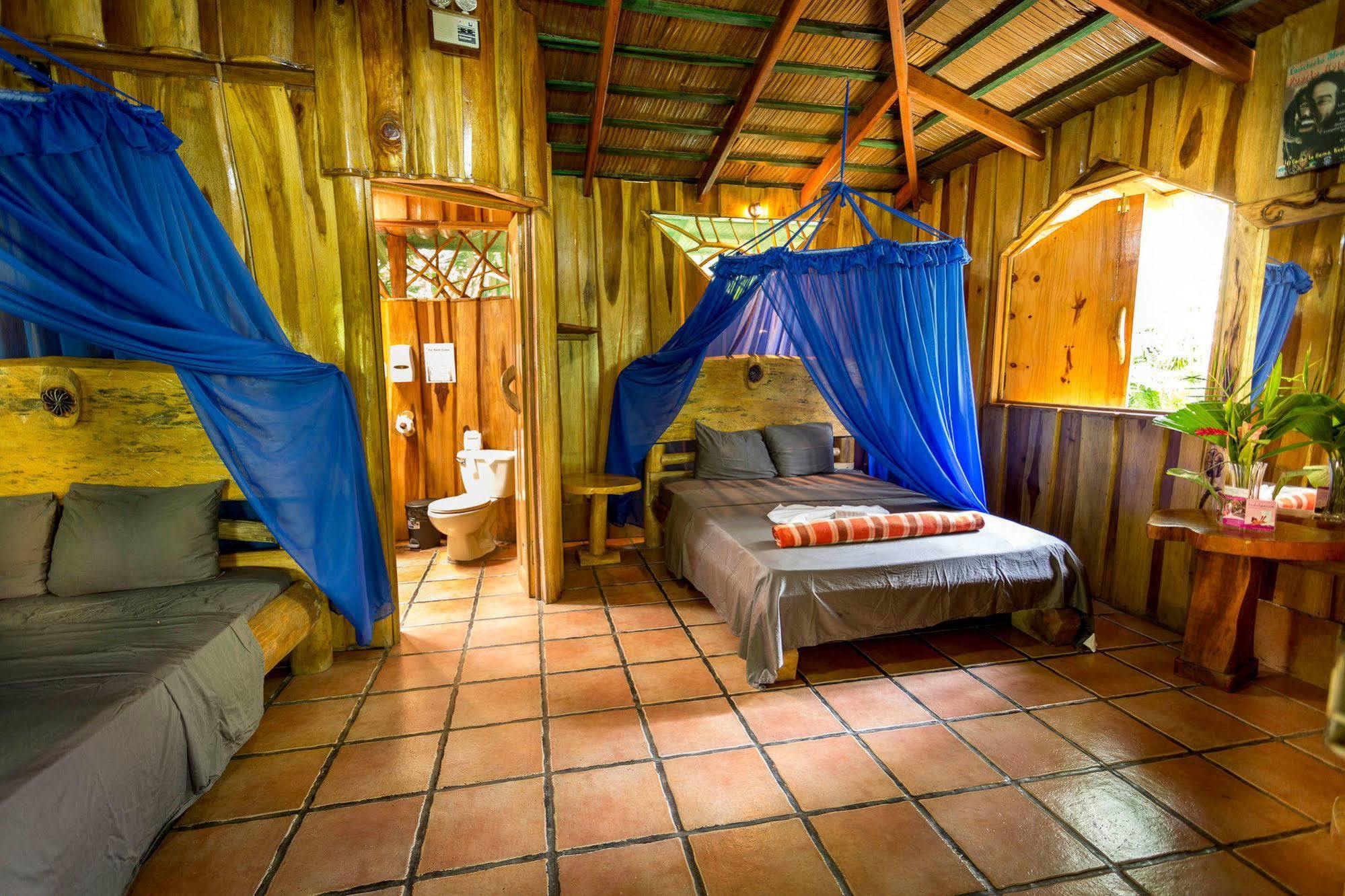 Hotel La Costa De Papito Puerto Viejo de Talamanca Zewnętrze zdjęcie